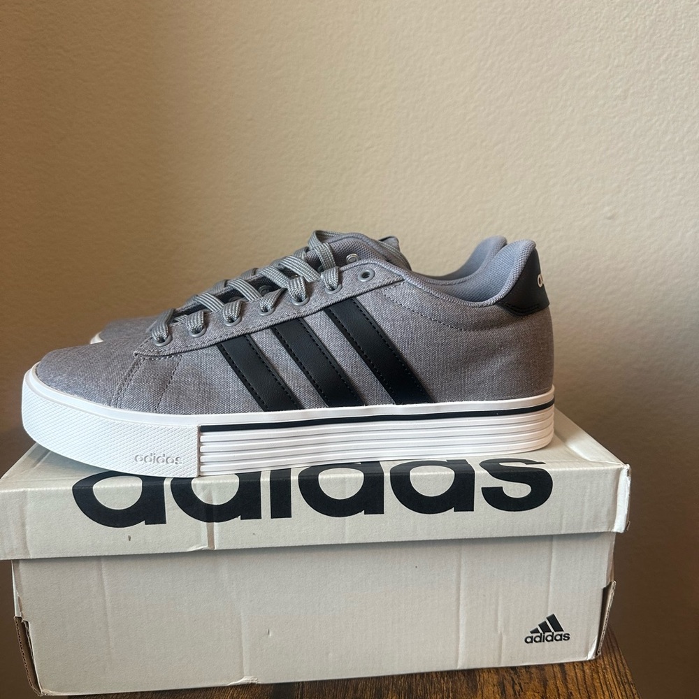 Adidas Men's Daily 4.0 Shoe